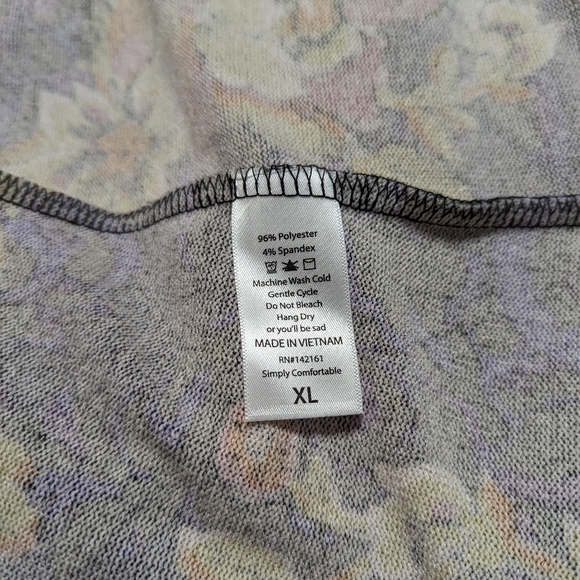 LuLaRoe Floral Sarah - Picture 4 of 4